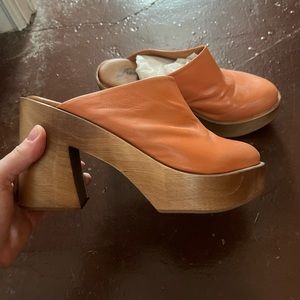 Free People Suki Clogs